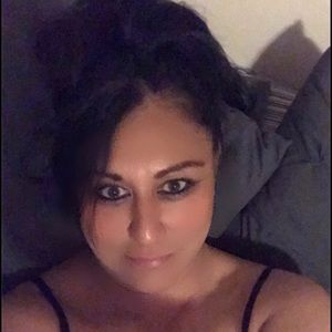 Meet your Posher, Sylvia